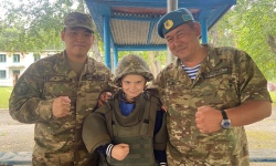 И служба, и дружба